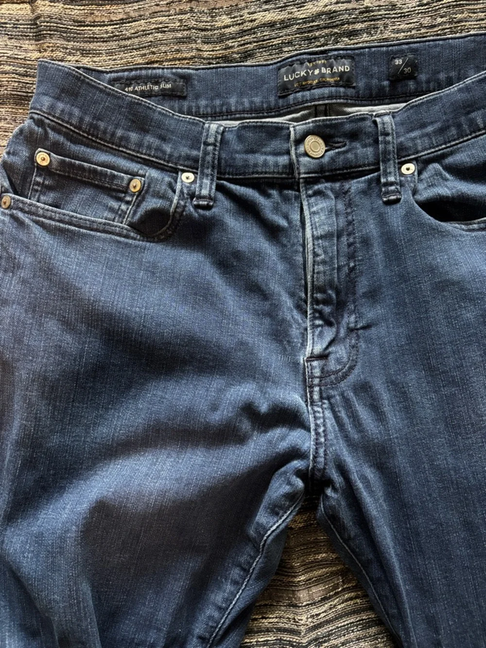 Lucky Brand Men’s 410 Athletic Slim Jeans